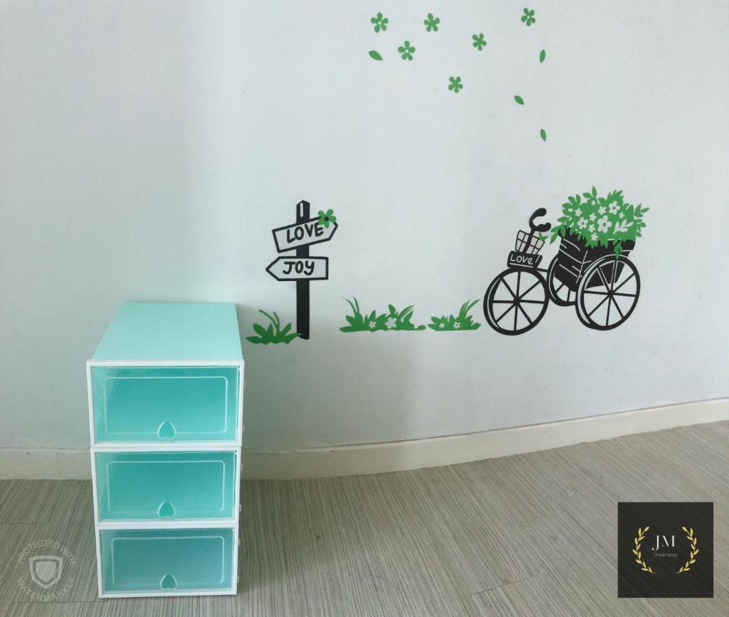 Appartement Lily & Loft - The Grand Sofo, Petaling Jaya Extérieur photo